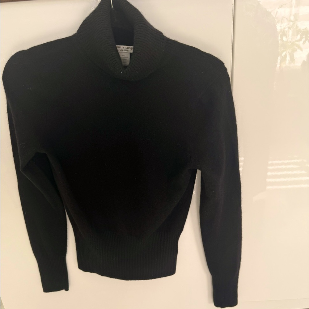 100% Cashmere Black Turtleneck Sweater